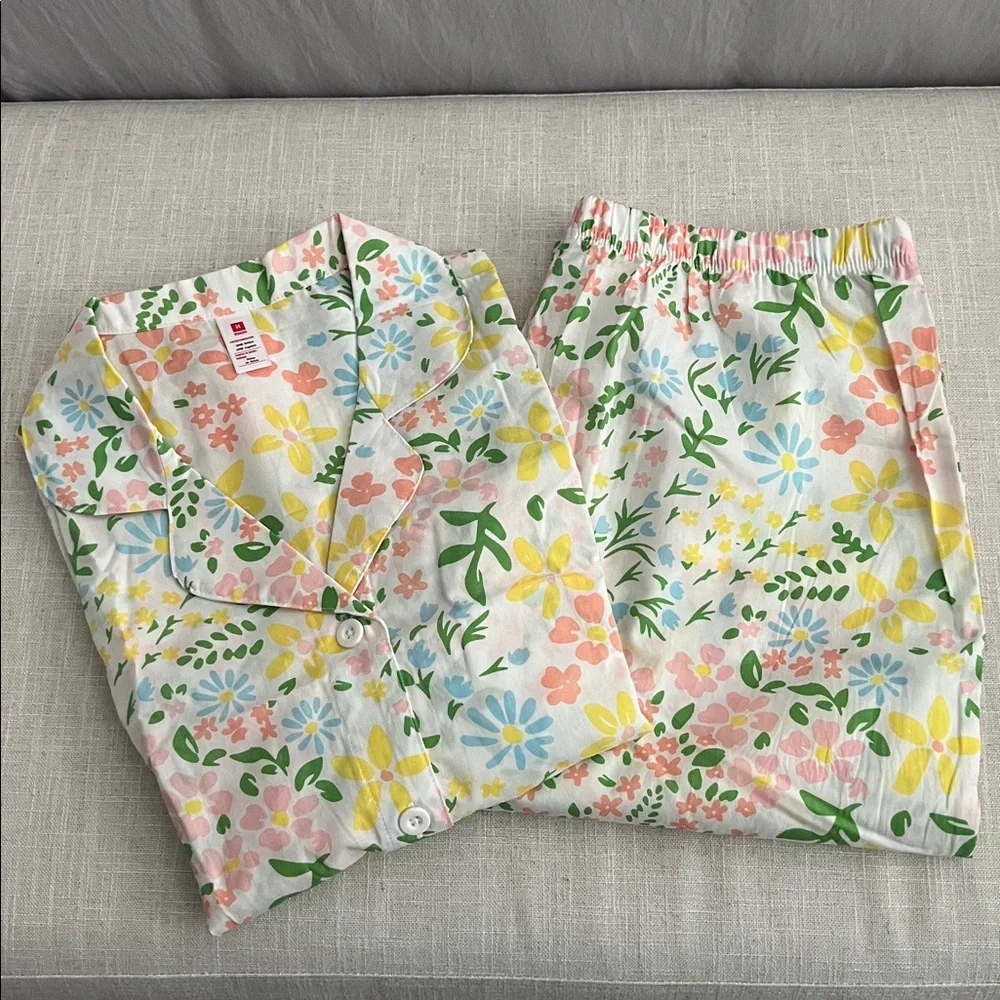 Floral Pajama Pants Set - Picture 13 of 13